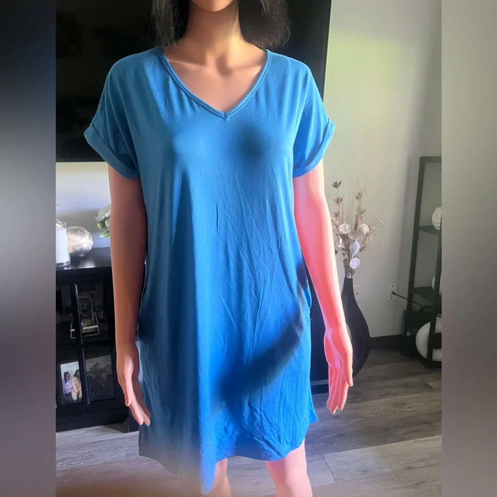 Chic Cap Sleeve V-Neck Blue Mini Dress
